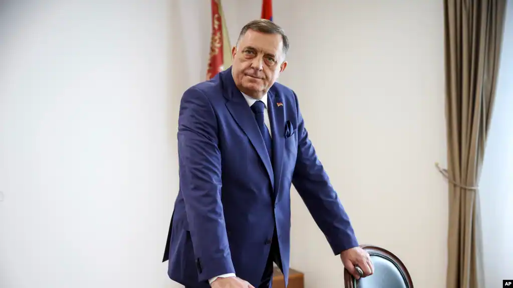 Akuzohet për fyerje të boshnjakëve, ngrihet padia kundër Dodik