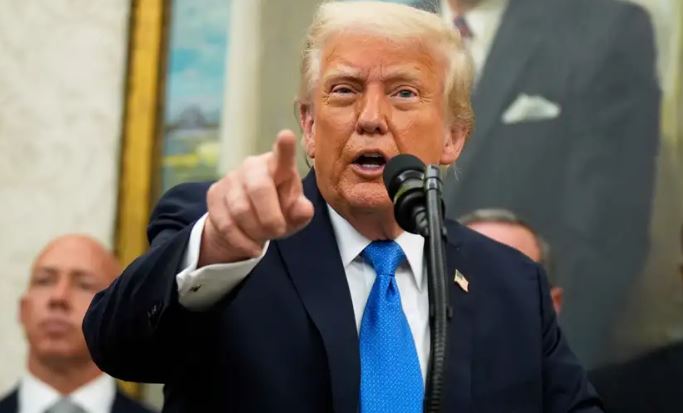 “Kjo s’është lufta ime”, kërcënon Trump: SHBA do tërhiqet, nëse bisedimet për paqen në Ukrainë dështojnë
