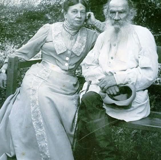  Sofia Tolstaja: Gruaja që mbajti mbi supe gjeniun e Tolstoit